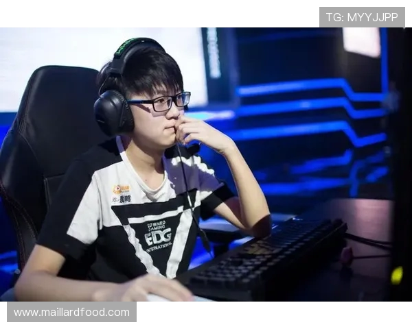 EDG团队协作引发热议分析与争议背后的深层原因探讨