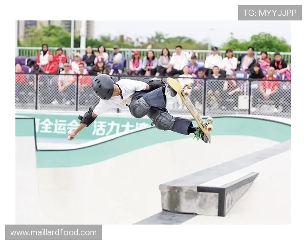 成都滑板队与北京滑板队赛后复盘灵活性对比分析与战术思考