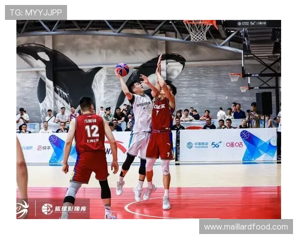 深圳篮球队以88分领跑城市联赛积分榜展现强劲实力 深圳篮球队以88分领跑城市联赛积分榜展现强劲实力