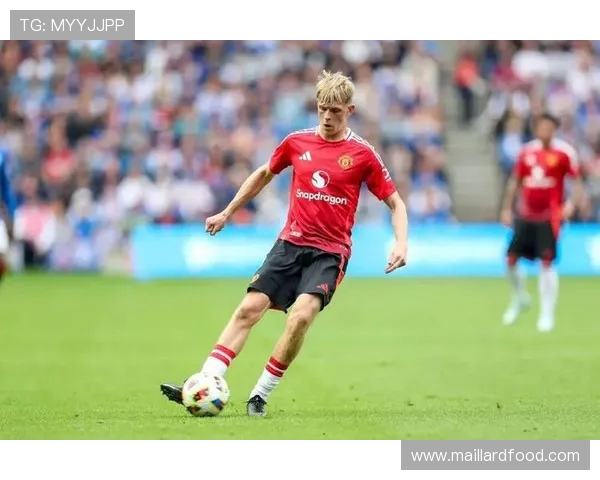 曼联主场迎战西布朗全力争胜期待精彩对决 曼联主场迎战西布朗全力争胜期待精彩对决