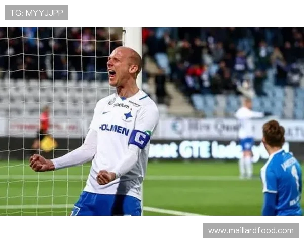 诺科平与天狼星的激烈对决揭示了足球战术的精彩与魅力