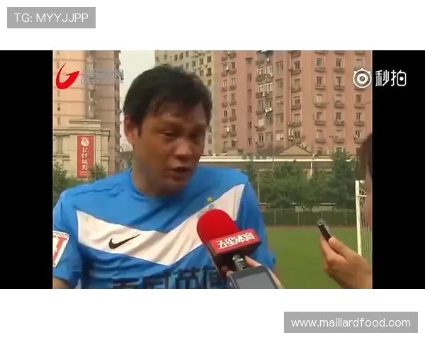 马拉多纳与范志毅的传奇对决:足球历史上的巅峰时刻与文化交融 马拉多纳与范志毅的传奇对决:足球历史上的巅峰时刻与文化交融