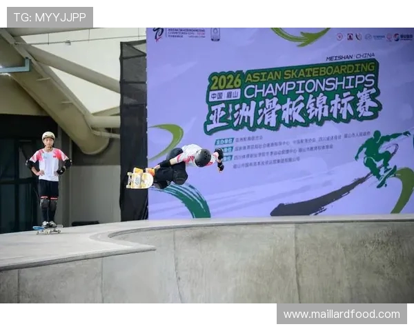 成都滑板队在世界攀岩锦标赛中的表现与经验总结分析